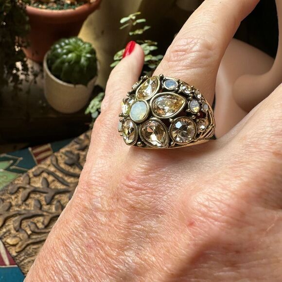 Heidi Daus Crystal Statement Ring Size 10 - Picture 8 of 9